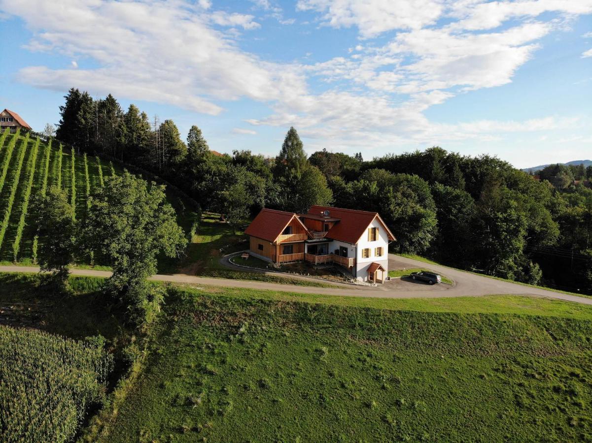 Bauernhof Gschmeidler Sankt Johann im Saggautal Luaran gambar